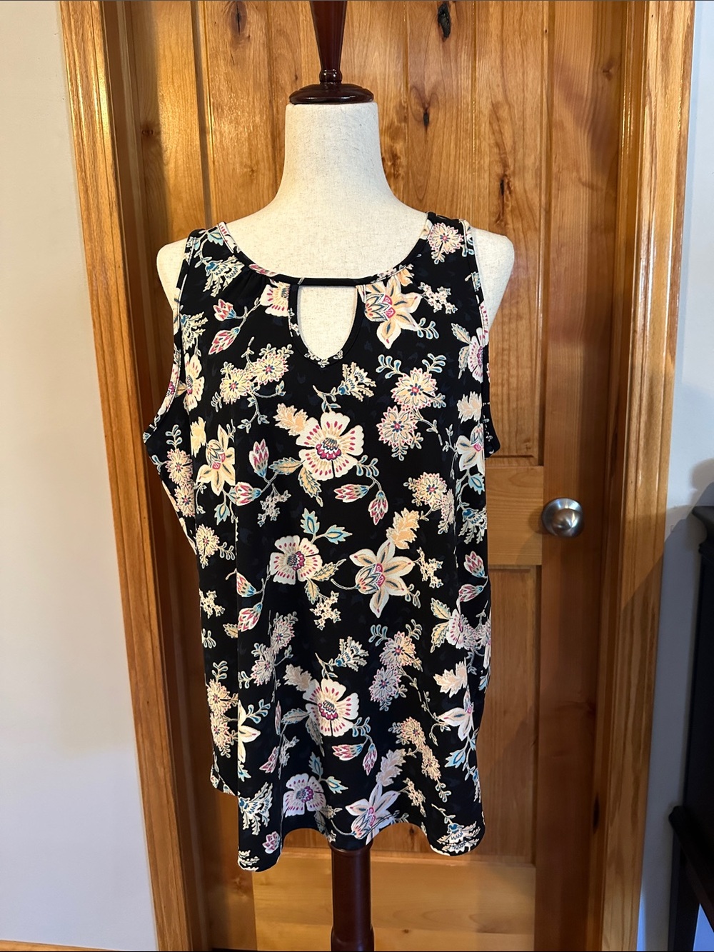 Maurices Floral Keyhole Tank Top - Black, Pink, Cream